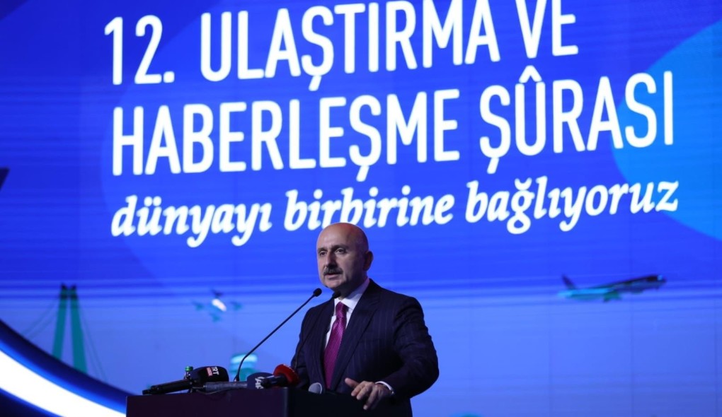 12. Ulaştırma ve Haberleşme Şûrası son gününde çeşitli oturumlar ve görüşmelerle devam ediyor.