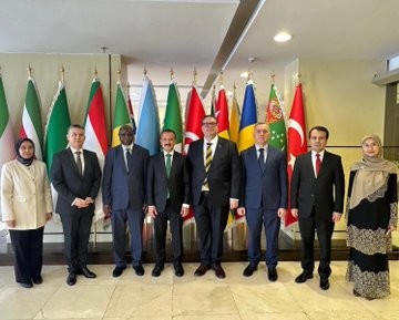 İslam İşbirliği Teşkilatı (İİT) ve Türkiye, İİT içi ulaştırma işbirliğinin uygulanmasını görüştü.
